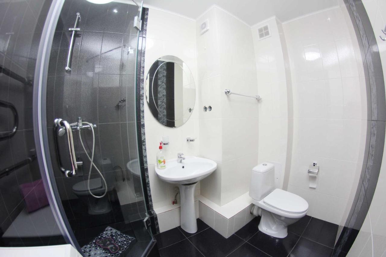 Comfortable Apartment, Samal 2 อัลมาตี ภายนอก รูปภาพ